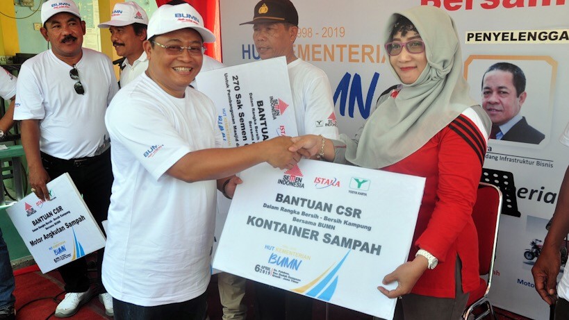 HUT ke-21 BUMN, Semen Indonesia Gelar Bersih-Bersih Kampung di Gresik - Bagian 2