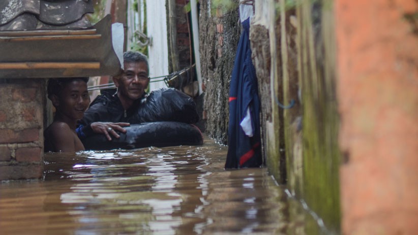 37.731 Jiwa Jadi Korban Banjir Luapan Sungai Citarum di Bandung - Bagian 3