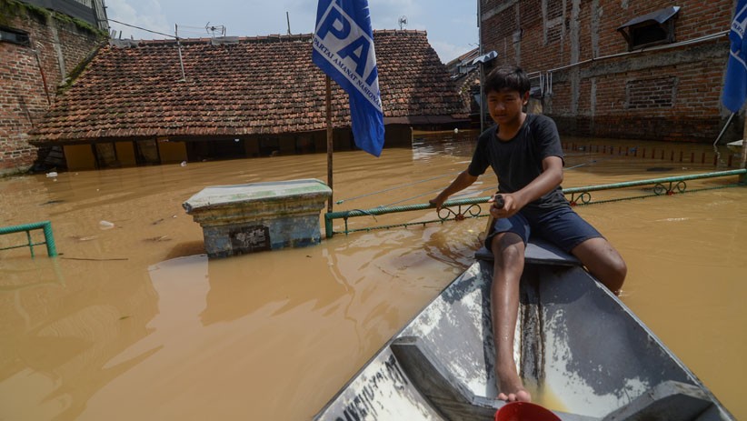 37.731 Jiwa Jadi Korban Banjir Luapan Sungai Citarum di Bandung - Bagian 2