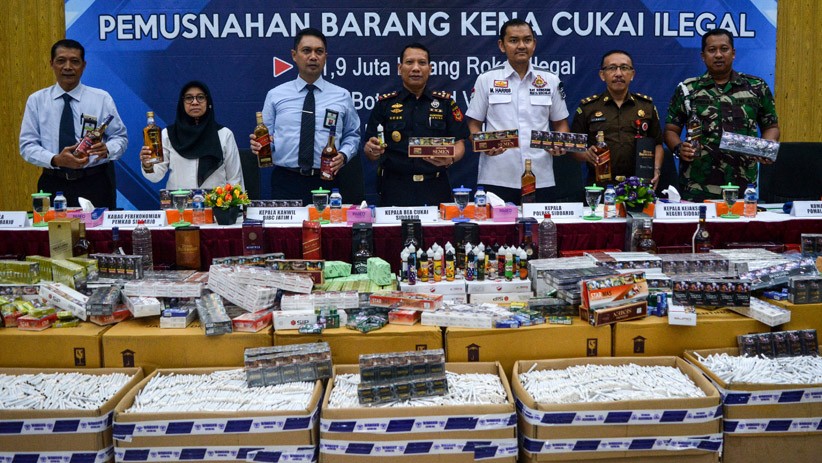 Bea Cukai Jawa Timur Musnahkan Jutaan Batang Rokok Ilegal - Bagian 1