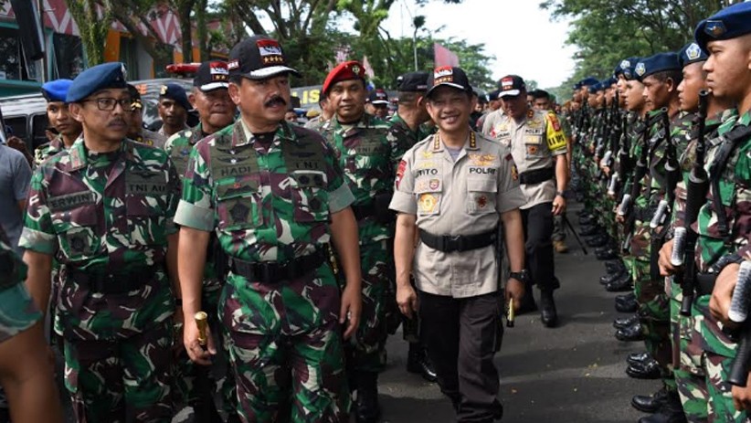 Panglima TNI dan Kapolri Cek Kesiapan Pasukan Pengamanan Pemilu 2019 - Bagian 1