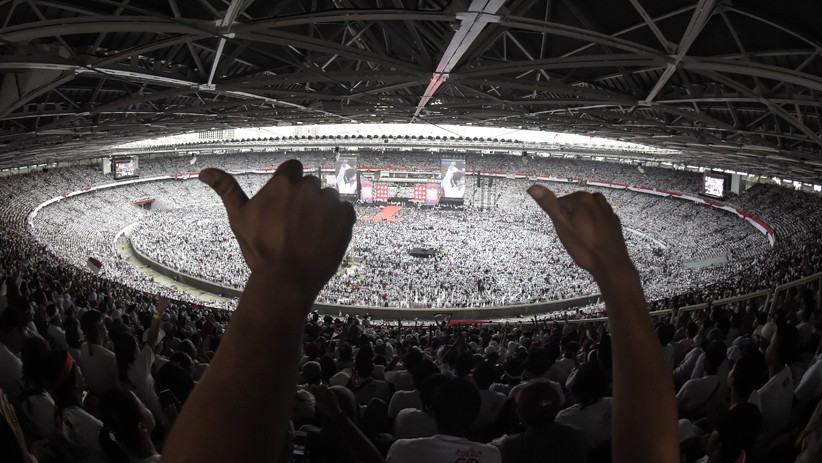 Orasi Politik Jokowi Tutup Konser Putih Bersatu di GBK - Bagian 3