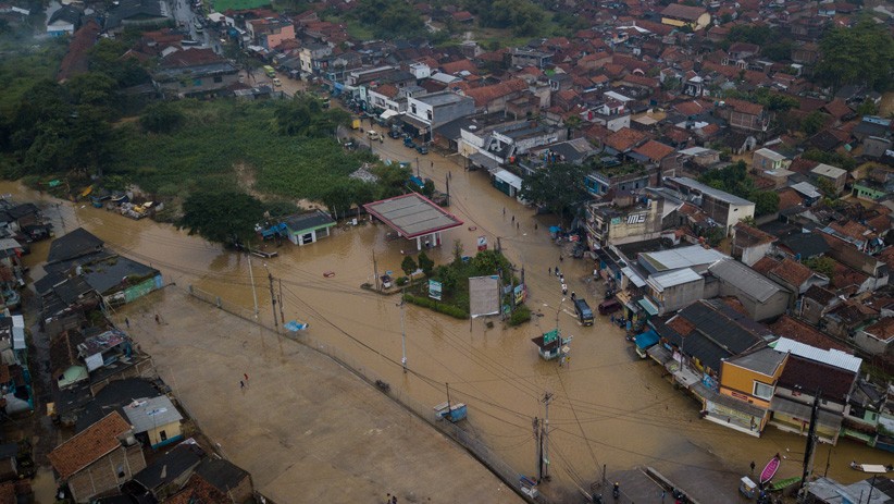 Foto dari Udara, Kabupaten Bandung Terendam Banjir Selama 2 Minggu - Bagian 2