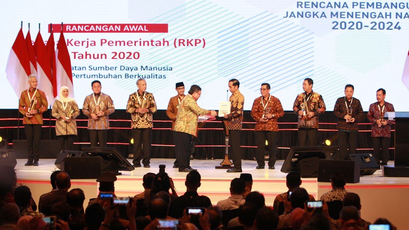 Jokowi Siapkan Indonesia Peringkat 5 Ekonomi Terbesar Dunia Tahun 2045 - Bagian 3