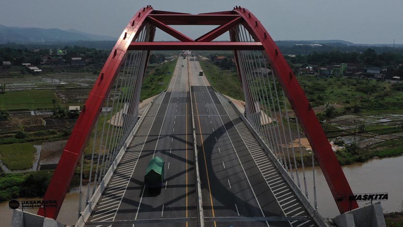 Diperkirakan Dilalui 1,72 Juta Pemudik, Begini Mulusnya Jalan Tol Trans Jawa - Bagian 2
