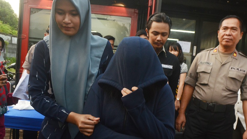Gadis 14 Tahun Jadi Kurir 1 Kg Sabu Ditangkap Resmob Polda Sulsel - Bagian 2
