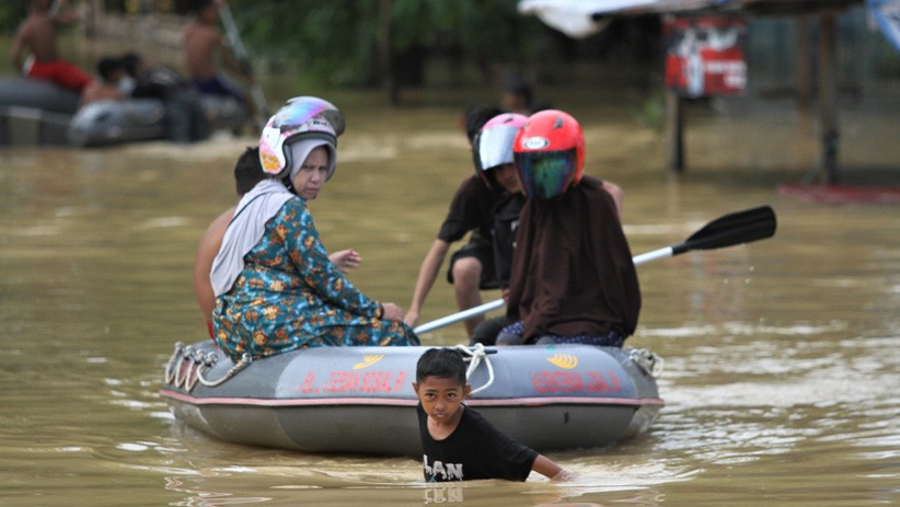 Sungai Wanggu Meluap, Puluhan Rumah di Kendari Terendam Banjir - Bagian 2