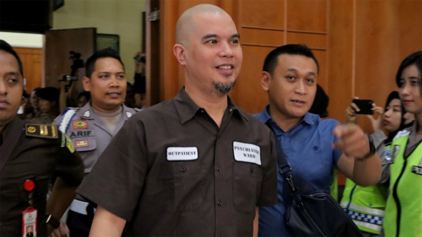 Ekspresi Ahmad Dhani Divonis 1 Tahun Penjara - Bagian 2