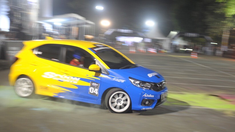 Melihat Keseruan Kompetisi Slalom Honda Brio - Bagian 1