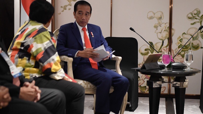 Momen Pertemuan Presiden Jokowi dan Presiden Duterte di Bangkok - Bagian 3