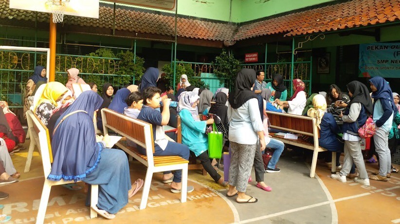 Suasana PPDB di SMP Negeri Jakarta, Ratusan Orangtua Antre sejak Subuh - Bagian 3