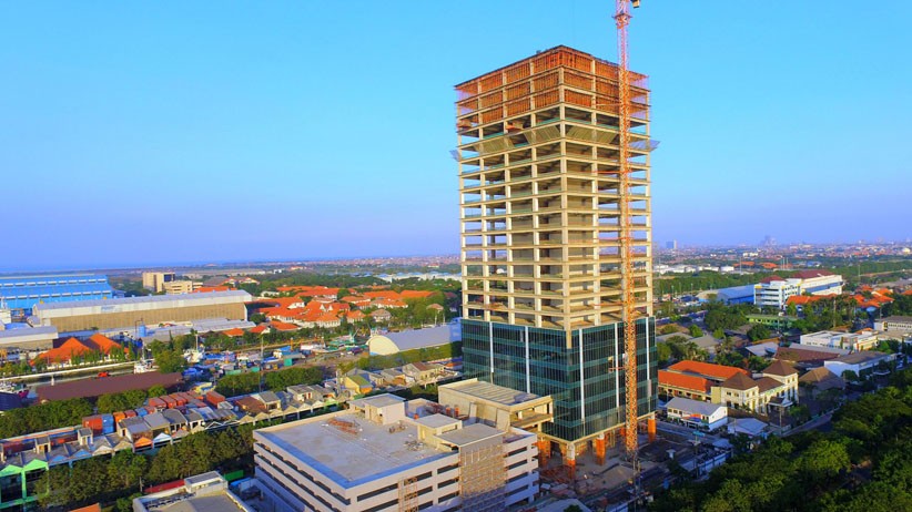 Wika Gedung dan Pelindo III Topping Off Pelindo Place Jatim - Bagian 4