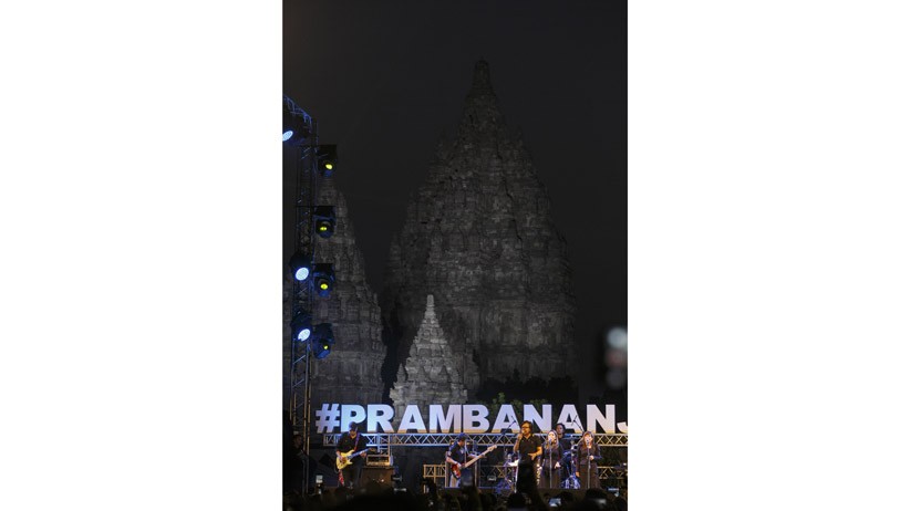 Penampilan Ari Lasso Hibur Penggemar saat Prambanan Jazz Festival 2019 - Bagian 2