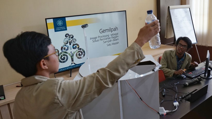 Mahasiswa UGM Kembangkan Mesin Pemilah Sampah Otomatis - Bagian 3