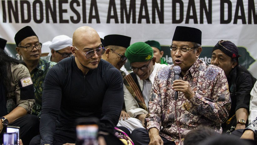 Doakan Indonesia Aman dan Damai, Deddy Corbuzier Ikuti Istigasah PBNU - Bagian 1
