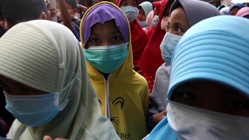 Ratusan Siswa SD Muhammadiyah Surabaya Doa Bersama untuk Korban Karhutla - Bagian 5