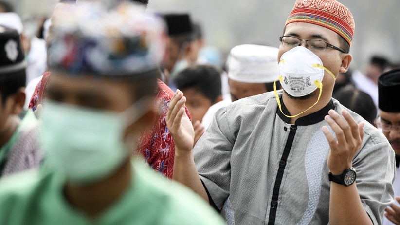 Memohon Hujan Turun, Ribuan Warga Palangkaraya Salat Istisqa - Bagian 1