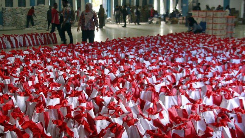 Jokowi Kirim Paket Bantuan untuk Warga Wamena yang Terkena Dampak Kerusuhan - Bagian 1
