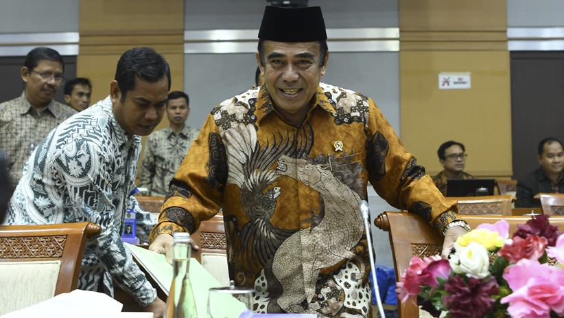 Menteri Agama Fachrul Razil Raker dengan DPR Bahas Program Prioritas - Bagian 1