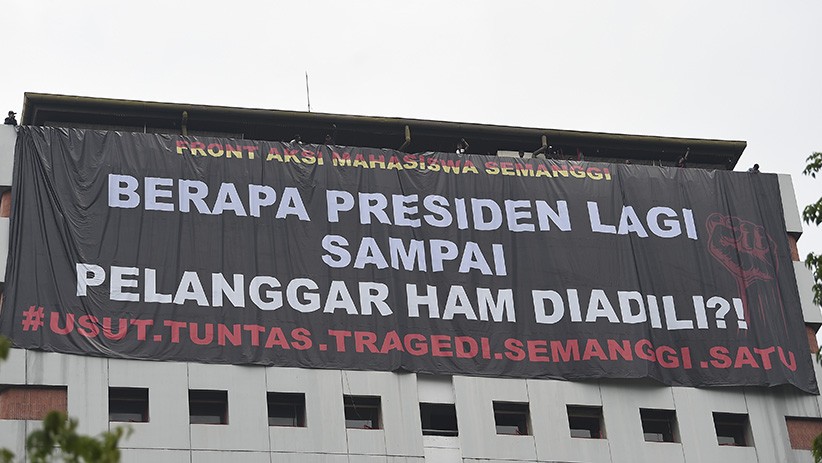 Peringatan Tragedi Semanggi I, Pemerintah Dituntut Selesaikan Kasus Pelanggaran HAM - Bagian 1