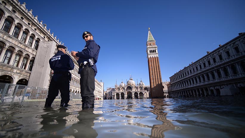 Foto-Foto Kota Venesia Terendam Banjir, Kerugian hingga Jutaan Euro - Bagian 1