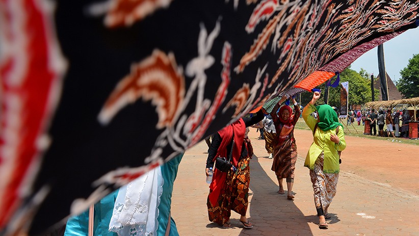 Parade 1.000 Meter Batik untuk Angkat Pariwisata Mojokerto - Bagian 2