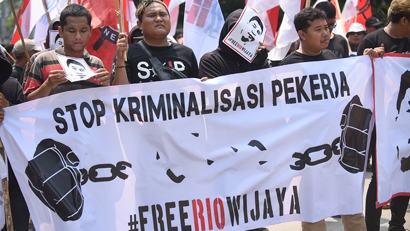 Tolak Kriminalisasi, Ratusan Buruh Tuntut Pembebasan Pekerja JICT - Bagian 3