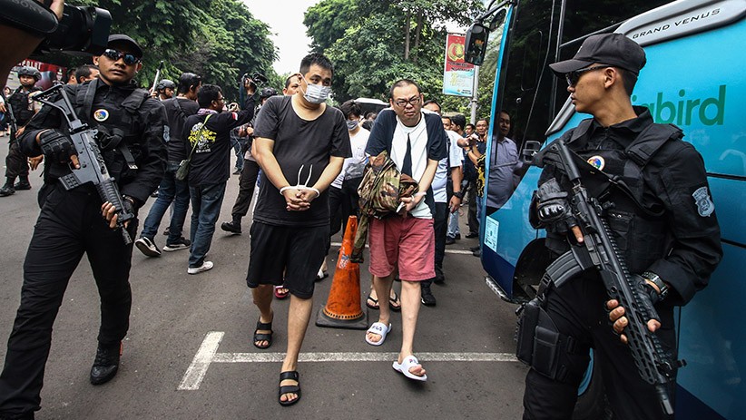 Terlibat Kasus Penipuan Online, 80 WNA China Dideportasi - Bagian 1