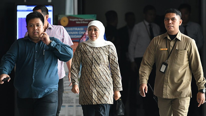 Tiba di Tipikor, Khofifah Jadi Saksi Kasus Suap Romahurmuziy - Bagian 1