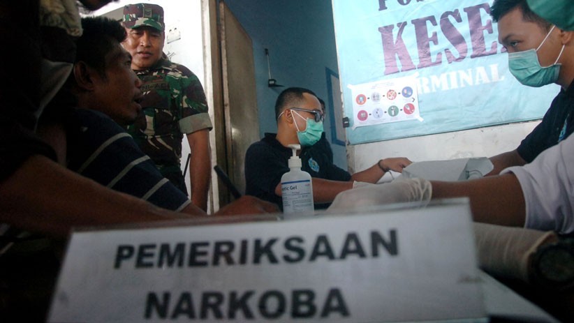BNN dan Dinkes Jateng Periksa Kondisi Kesehatan Sopir Bus - Bagian 2