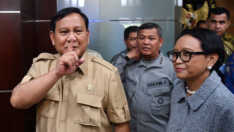 Pemerintah Tidak Akan Pernah Mengakui Klaim China atas Teritorial Laut Natuna - Bagian 2