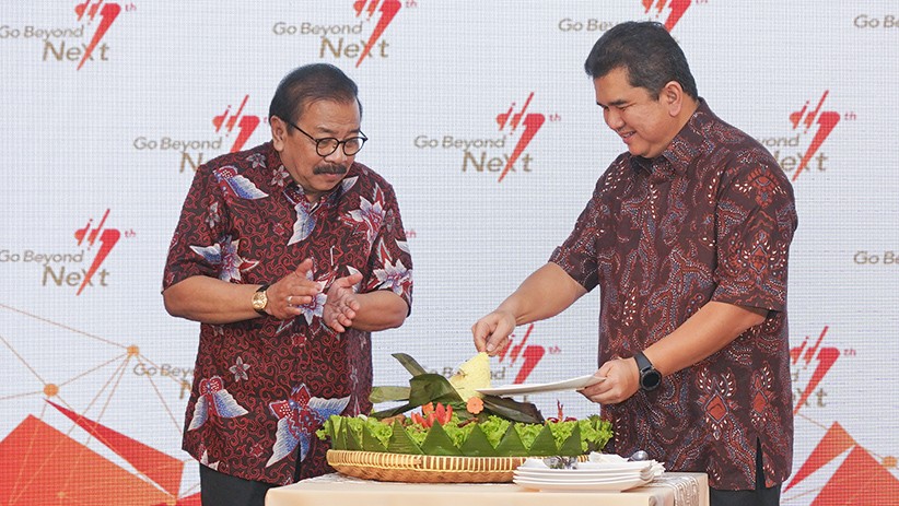 HUT ke-7, Semen Indonesia Gelar Tasyakuran dan Penghargaan kepada Karyawan - Bagian 1
