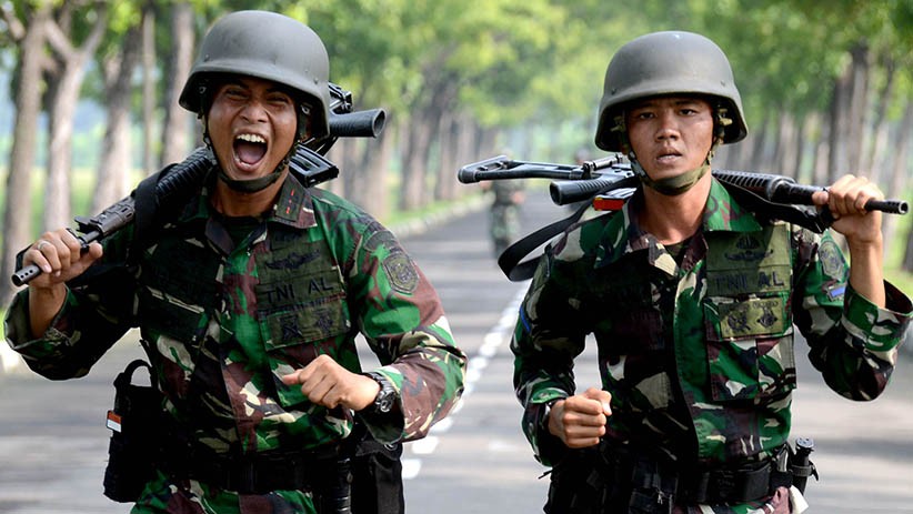 Melihat Prajurit Yonif 3 Marinir Ikuti Latihan Cross Country - Bagian 1