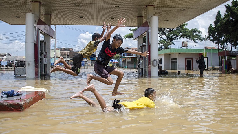 Sungai Citarum Meluap, 7.000 Rumah Terendam Banjir di Bandung Selatan - Bagian 3