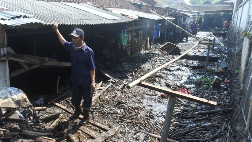 Begini Dampak Banjir Bandang Bondowoso, Ratusan Rumah Terendam Lumpur - Bagian 3