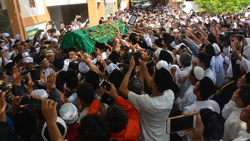Tidak Bersedih dengan Wafatnya Ulama Ciri Orang Munafik