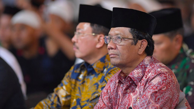 Menko Polhukam bersama Warga Natuna Doa Bersama untuk Keselamatan Indonesia - Bagian 3