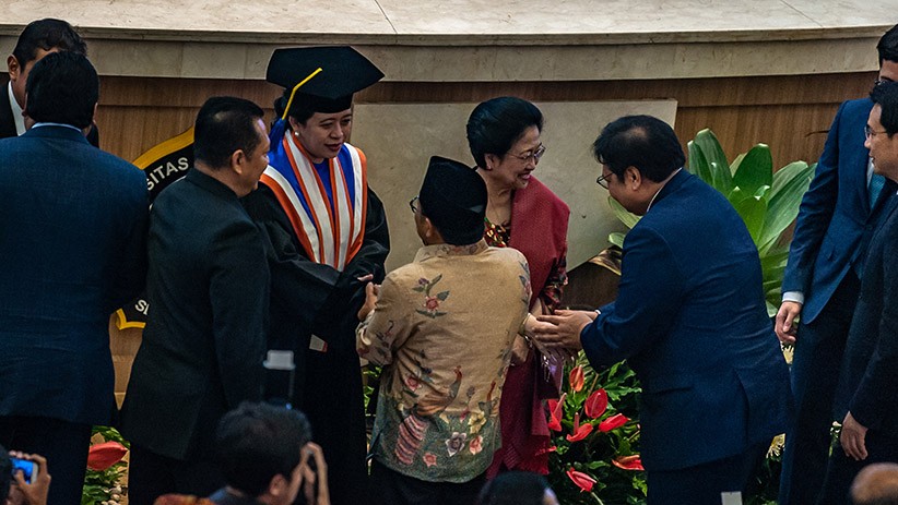 Puan Maharani Terima Gelar Doktor Kehormatan dari Universitas Diponegoro - Bagian 2