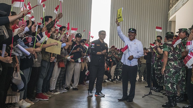 Momen Bahagia 238 WNI Dinyatakan Sehat dan Dipulangkan dari Natuna - Bagian 1