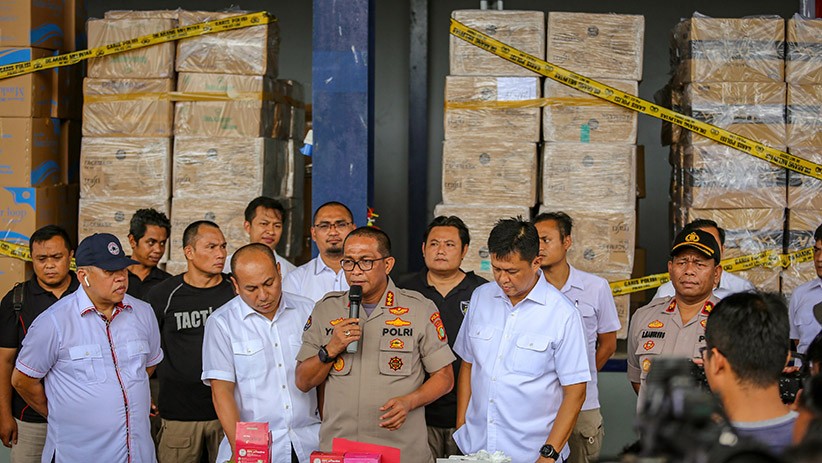 Gudang di Tangerang Timbun 600 Ribu Masker Ilegal - Bagian 1