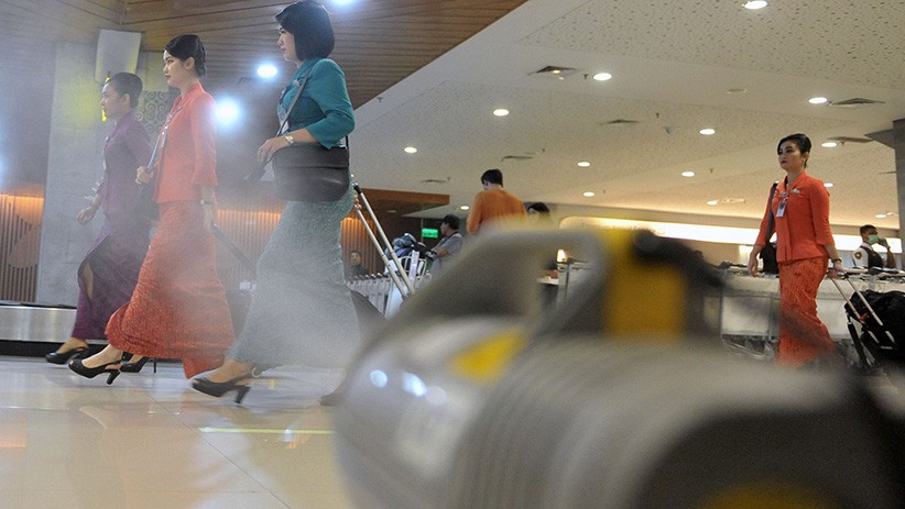 Bandara Ngurah Rai Bali Disemprot Cairan Disinfektan untuk Cegah Virus Korona - Bagian 4