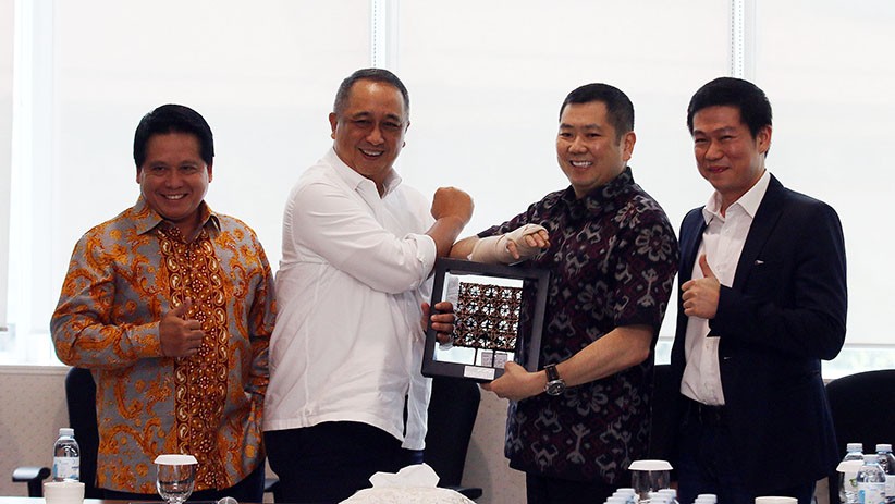 Bangun Kerja Sama Bank Mandiri dan MNC Group, Royke Tumilaar Bertemu Hary Tanoesoedibjo - Bagian 1