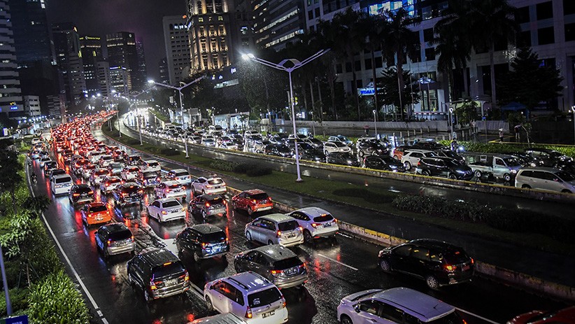 Suasana Jakarta Macet karena Aturan Ganjil Genap Dicabut - Bagian 2