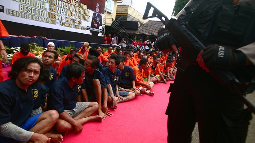 Polres Tanjung Perak Surabaya Musnahkan 30 Kg Sabu Jaringan Malaysia - Bagian 4