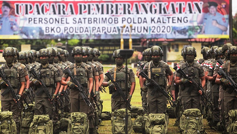 Tingkatkan Keamanan, 100 Personel Brimob Polda Kalteng Berangkat ke Papua - Bagian 2