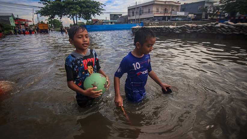 Banjir di Total Persada Tangerang, Akses Jalan Tertutup - Bagian 2