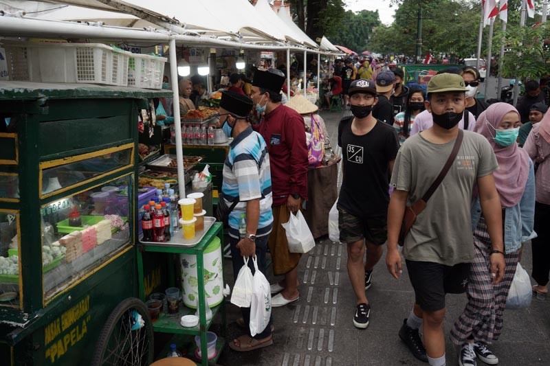 PPKM Level-4, Kawasan Malioboro Yogyakarta Ramai Pengunjung - Bagian 3