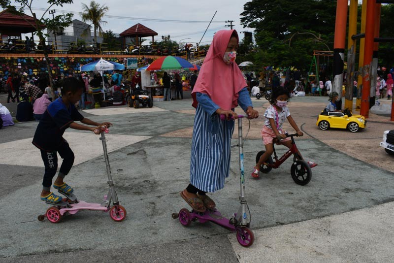 Kawasan CFD Taman Lalu Lintas Bantaran Sungai Madiun Kembali Dibuka - Bagian 1
